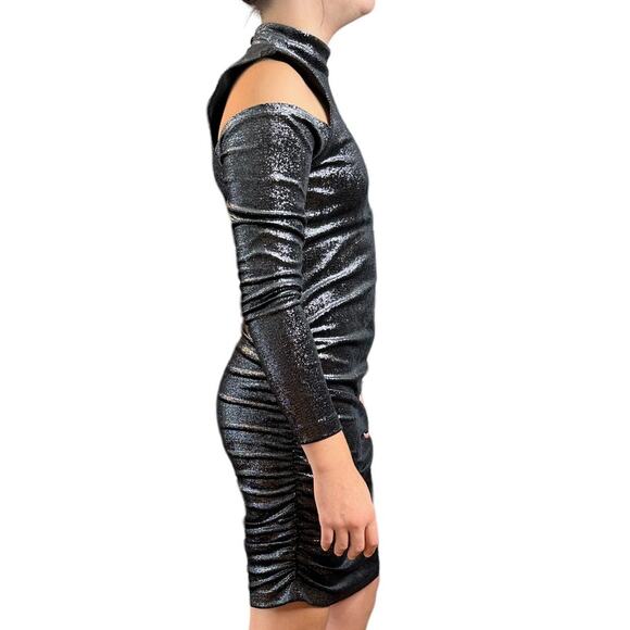 Juicy Couture Silver Bodycon Ruched Cold Shoulder Dress Velvet Size Small Y2K - Picture 3 of 10